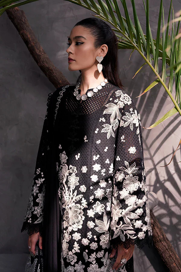 Suffuse Meenah stygian black cutwork shirt and shalwar, photo 6