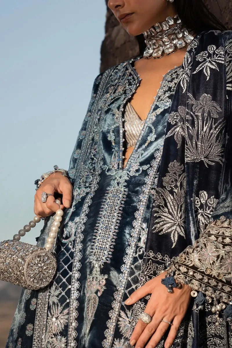 Sana Safinaz | Winter Luxury 23 | V231-005-CP -  Sana Safinaz Luxury - Original Designer Dress - House of Maryam