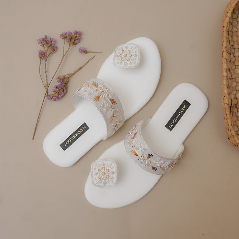 Chameli White Slides by House of Maryam - House of Maryam