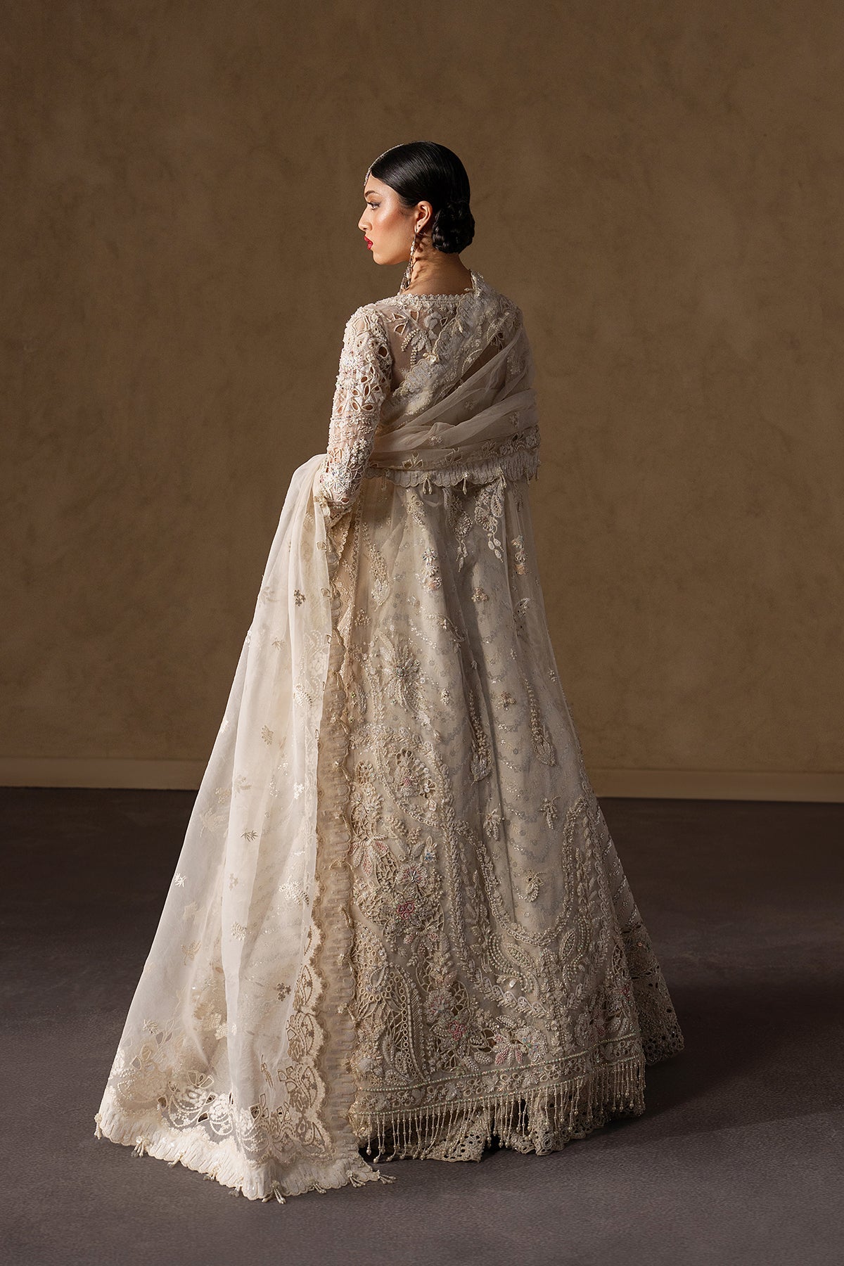 Afrozeh | The Brides Edit 26' | Seraphine-2