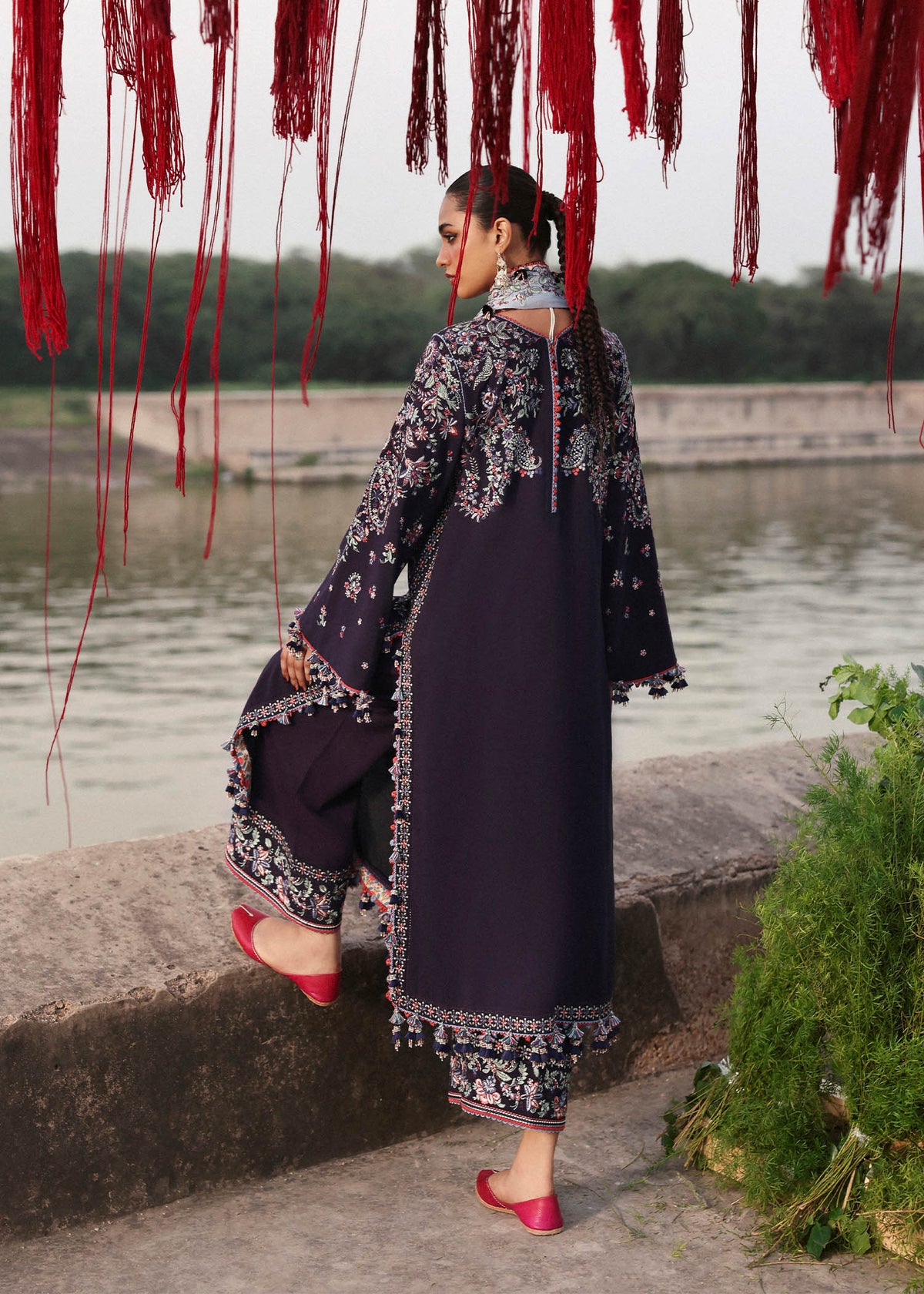 Hussain Rehar | Karandi 25 | Rouge, image 2