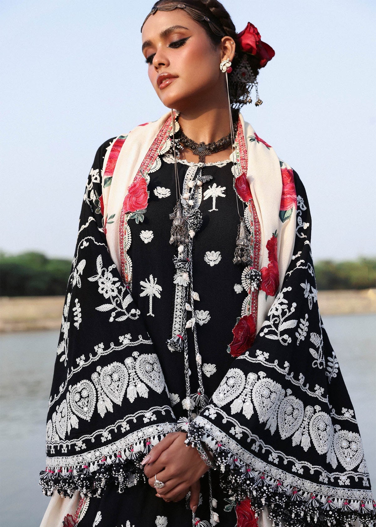 Hussain Rehar | Karandi 25 | Rose, image 4