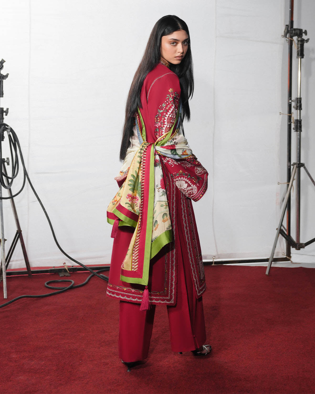 Jugnu Lahore | The Reserved View SS Edit | Diryaz, image 2