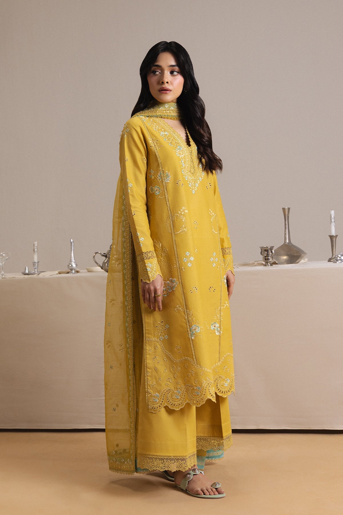 Afrozeh | Basic Pret 26 RTW | ROUGE-1