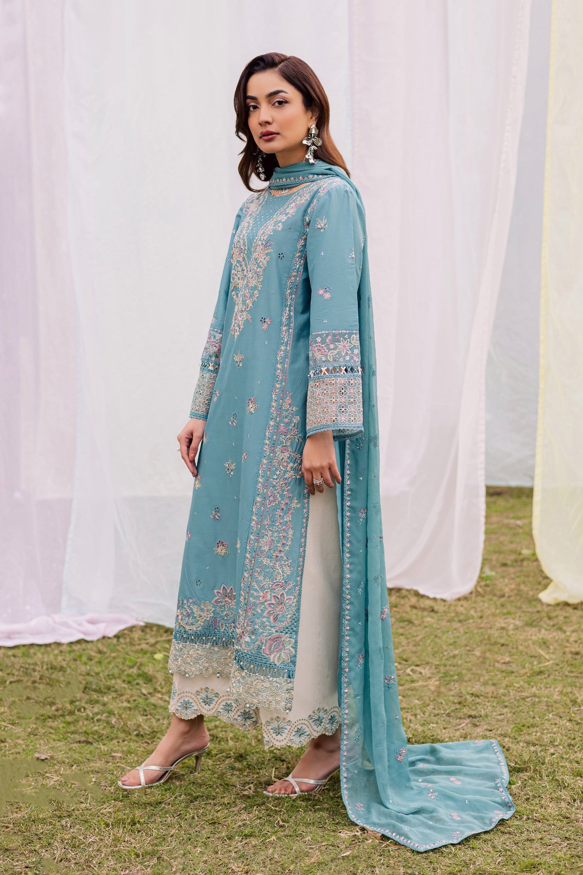 Batik | Naomi Luxury Lawn Eid Edit 26' | Aanso 3Pc, image 4