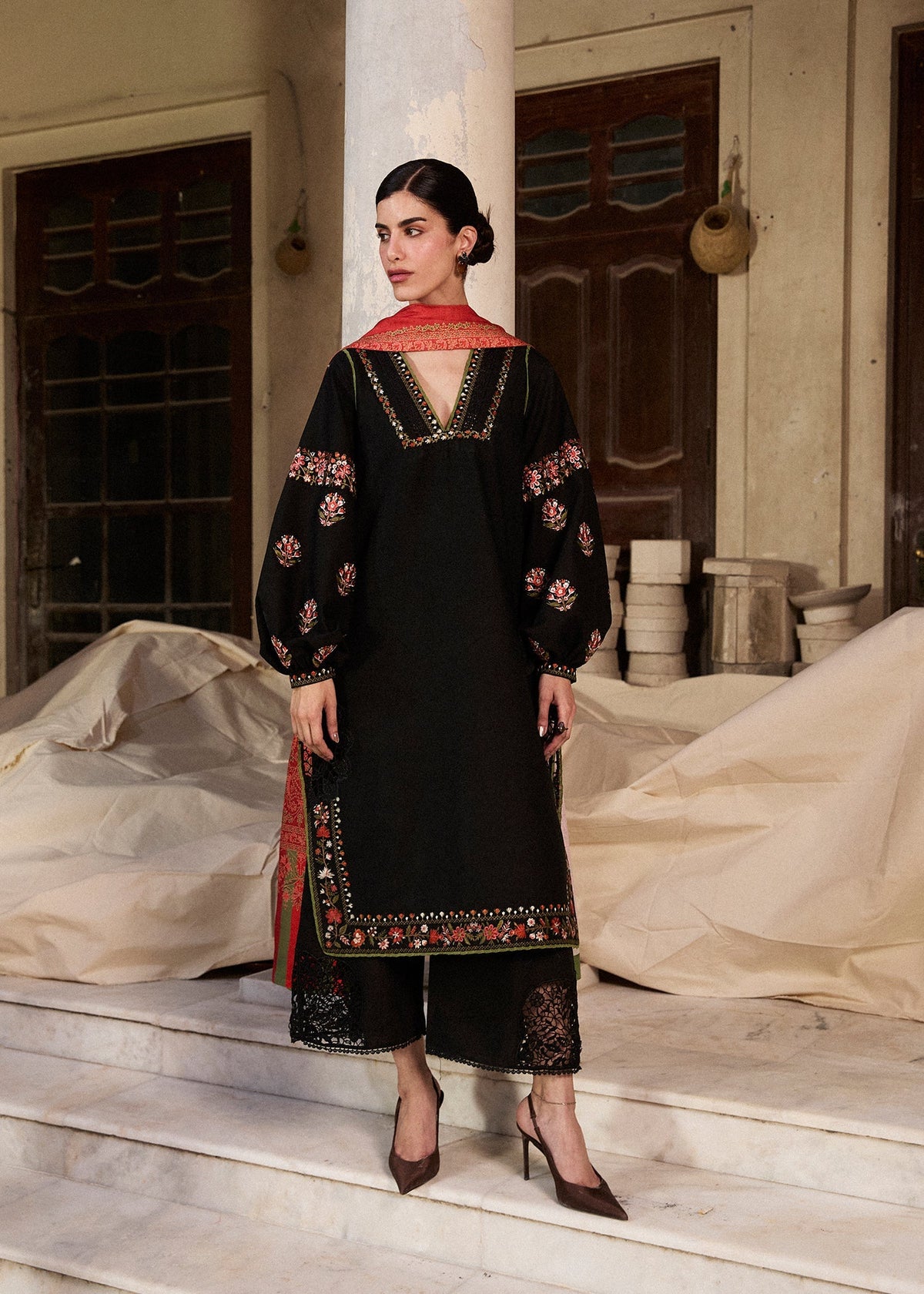 Hussain Rehar | Khaddar Pret 25 | SIYAH, image 2