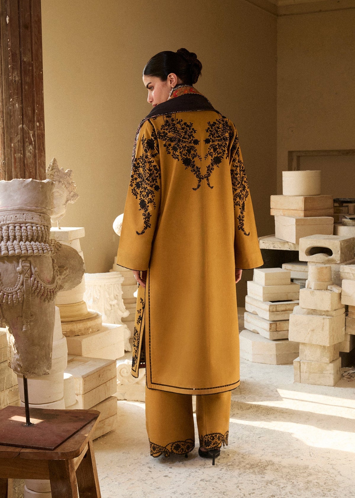 Hussain Rehar | Khaddar Pret 25 |MERI GOLD, image 2