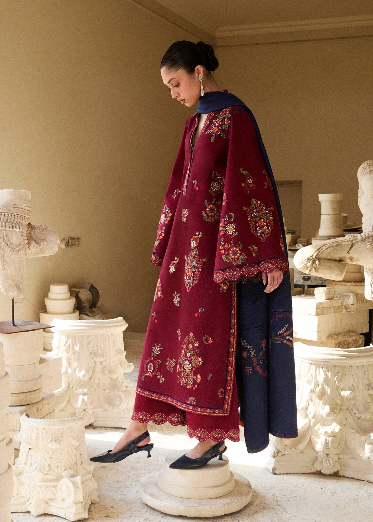 Hussain Rehar | Khaddar Pret 25 | GULNAR, image 2