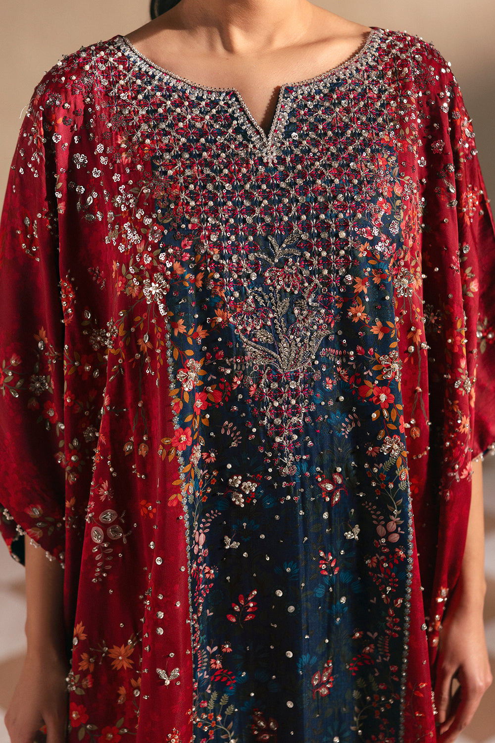Afrozeh | Silk Muse 26 | Grandeur, image 3
