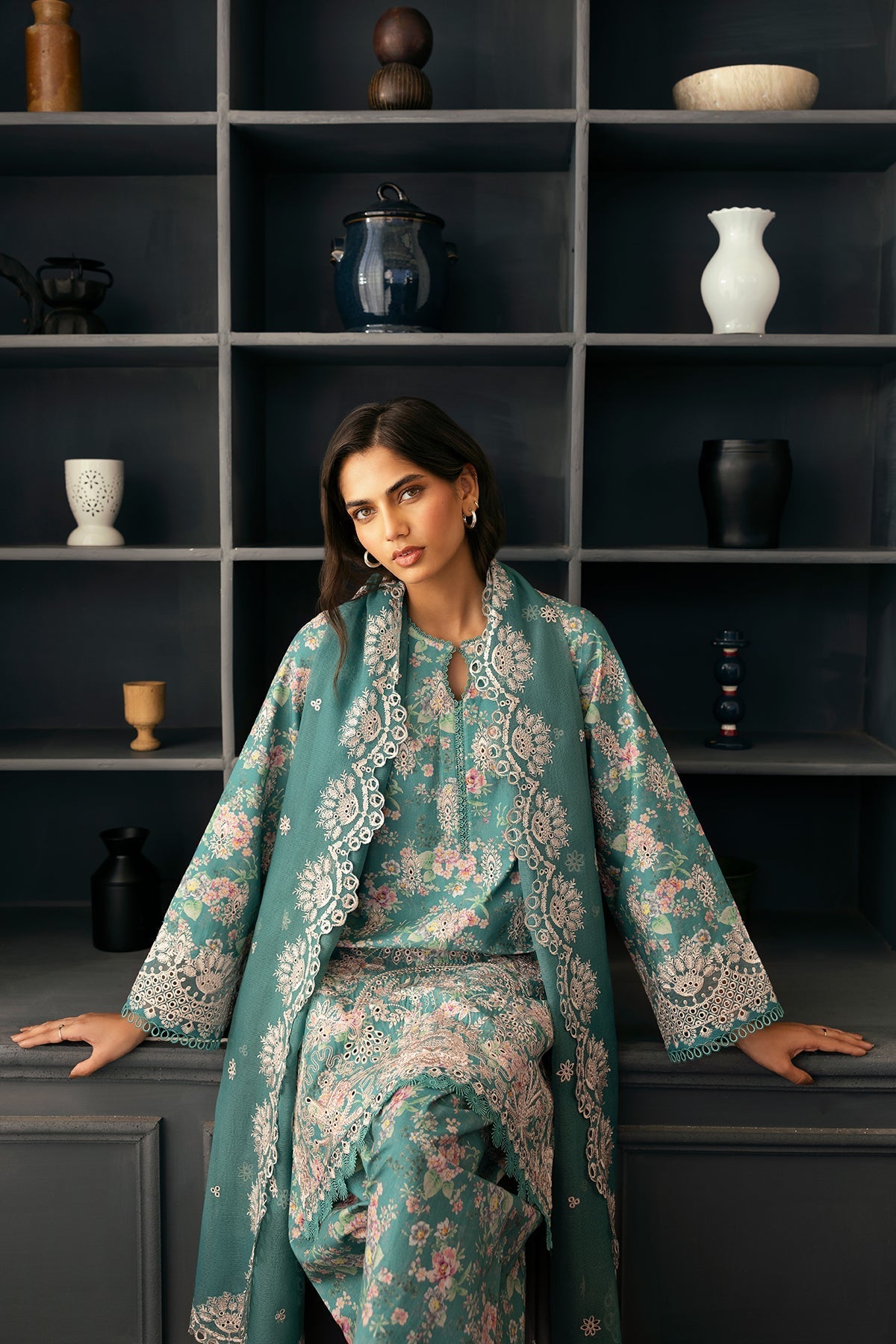 Afrozeh Breeze Bathed embroidered lawn suit, photo 4
