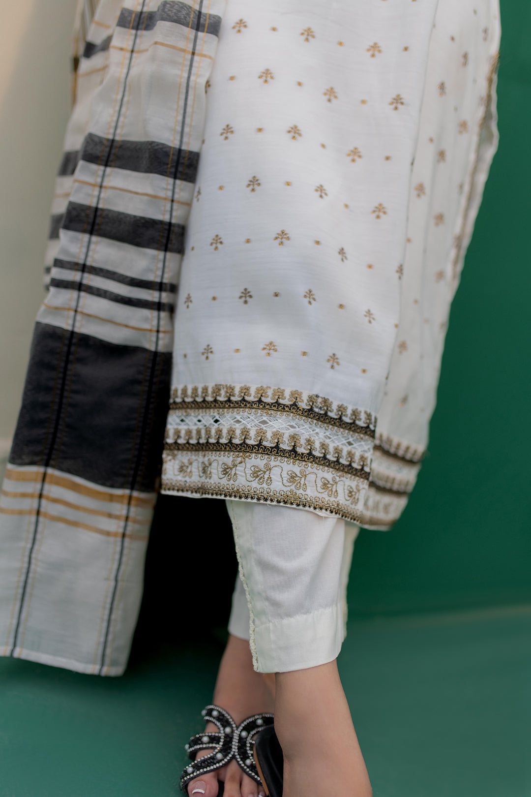 Zellbury | Summer Pret | Embroidered Kurta Dupatta - 1978 -  Zellbury Women Signature Pret - Original Designer Dress - House of Maryam