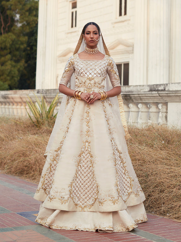 Caia | Haute Couture | The Ivory Princess