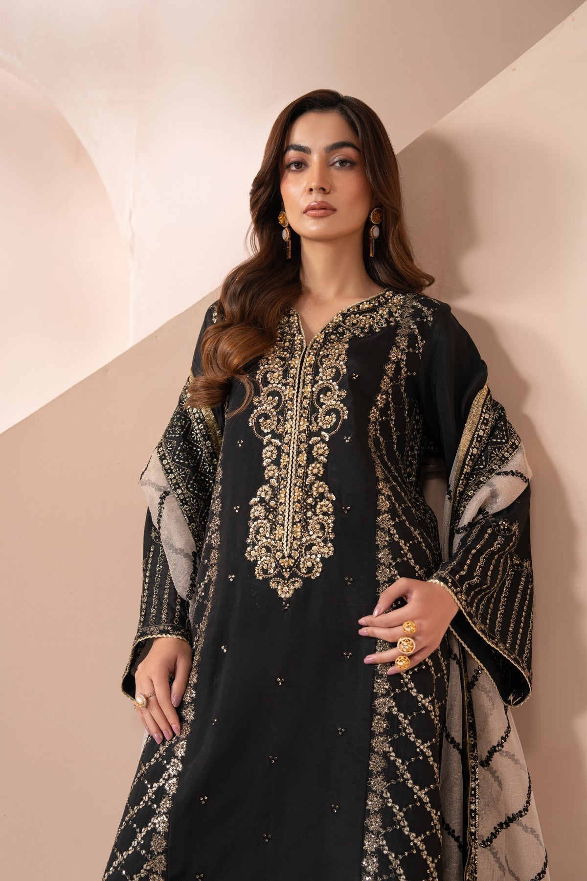 Xenia Formals | Zaeva Formals | AYANEH-Brand:Xenia Formals-Type:Ladies Clothes-Black-Tussar Silk-House of Maryam- Buy in UK, USA
