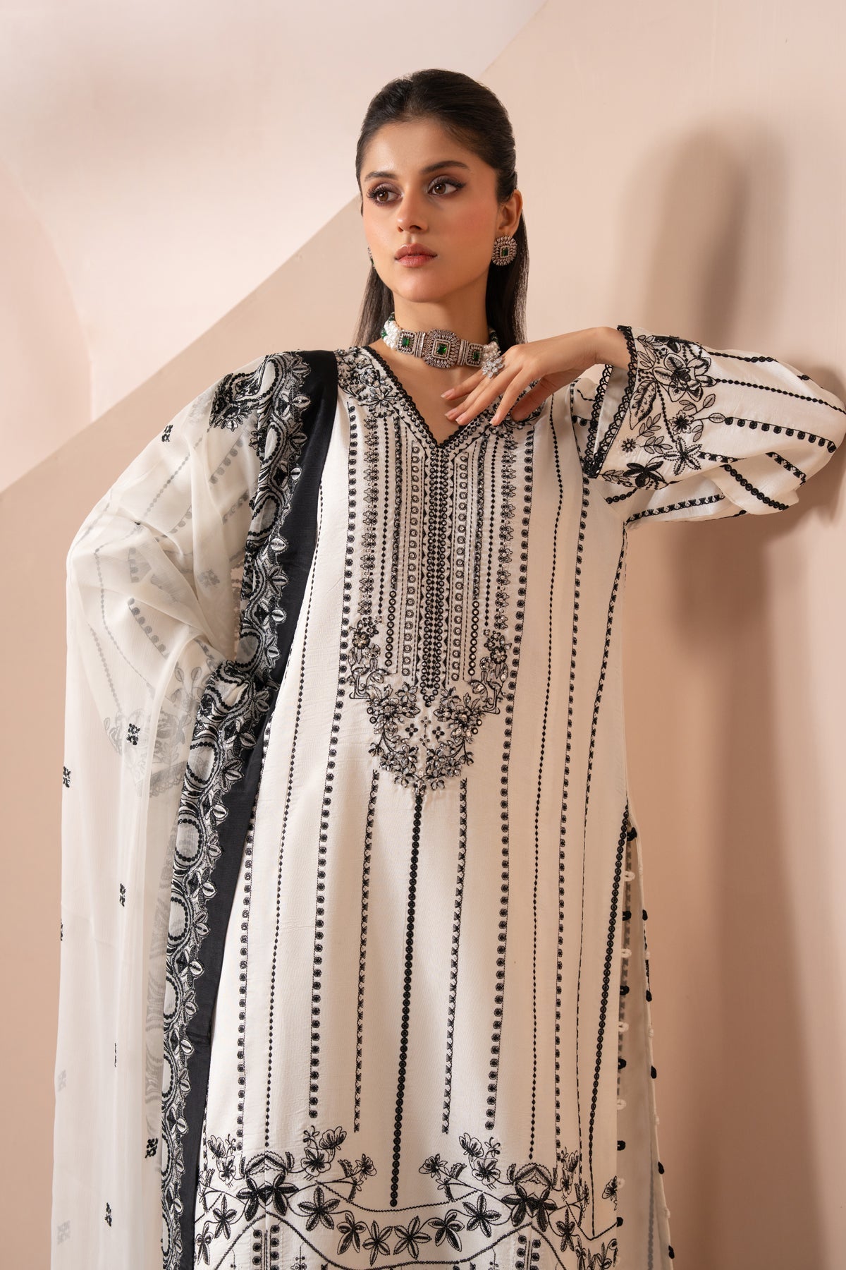 Xenia Formals | Zaeva Formals | OMAVI-Brand:Xenia Formals-Type:Ladies Clothes-White-Raw Silk-House of Maryam- Buy in UK, USA