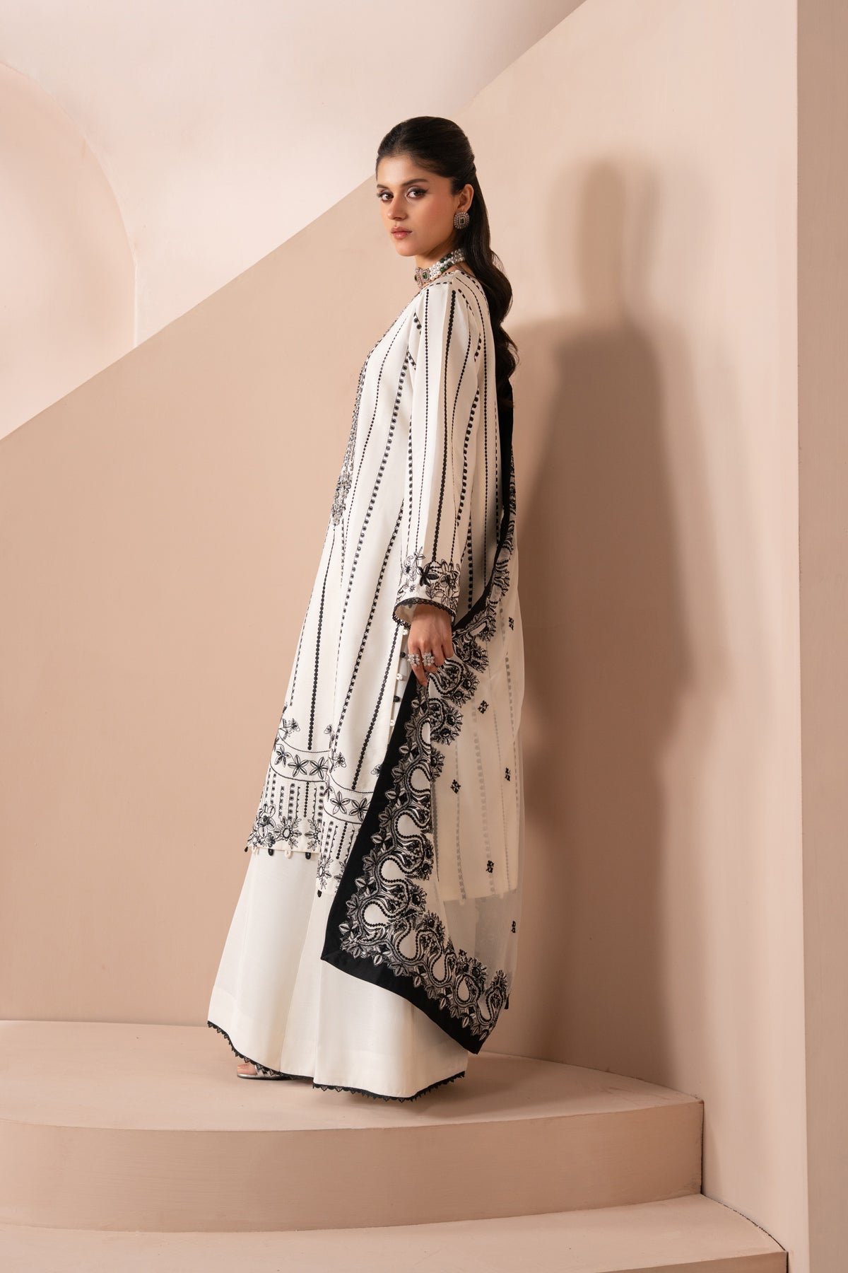 Xenia Formals | Zaeva Formals | OMAVI-Brand:Xenia Formals-Type:Ladies Clothes-White-Raw Silk-House of Maryam- Buy in UK, USA