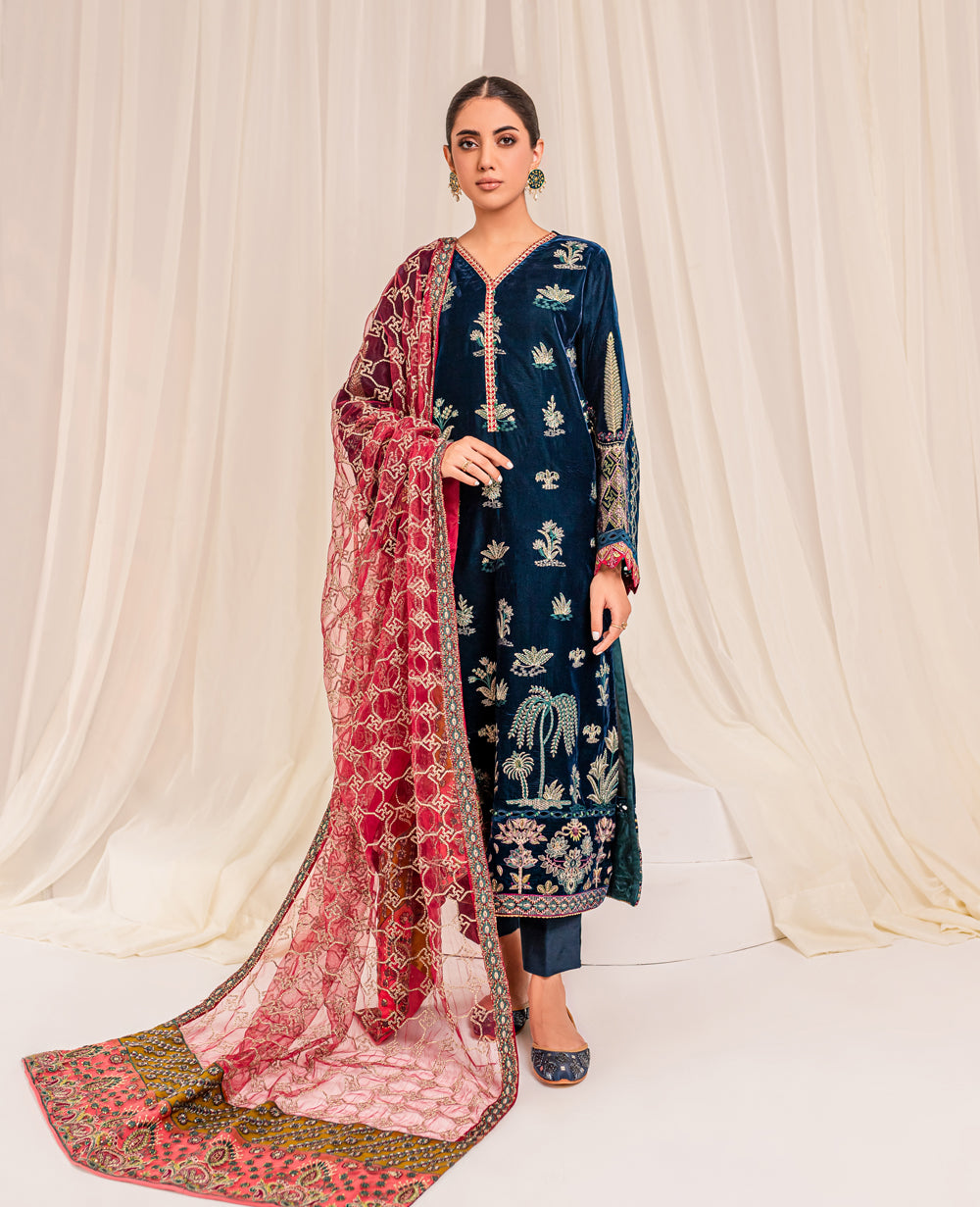 Xenia Formals | Ready To Wear Dresses | HAYAT by Designer Xenia Formal - House of Maryam - Pakistani Designer Ethnic Wear in {{ shop.shopifyCountryName }}