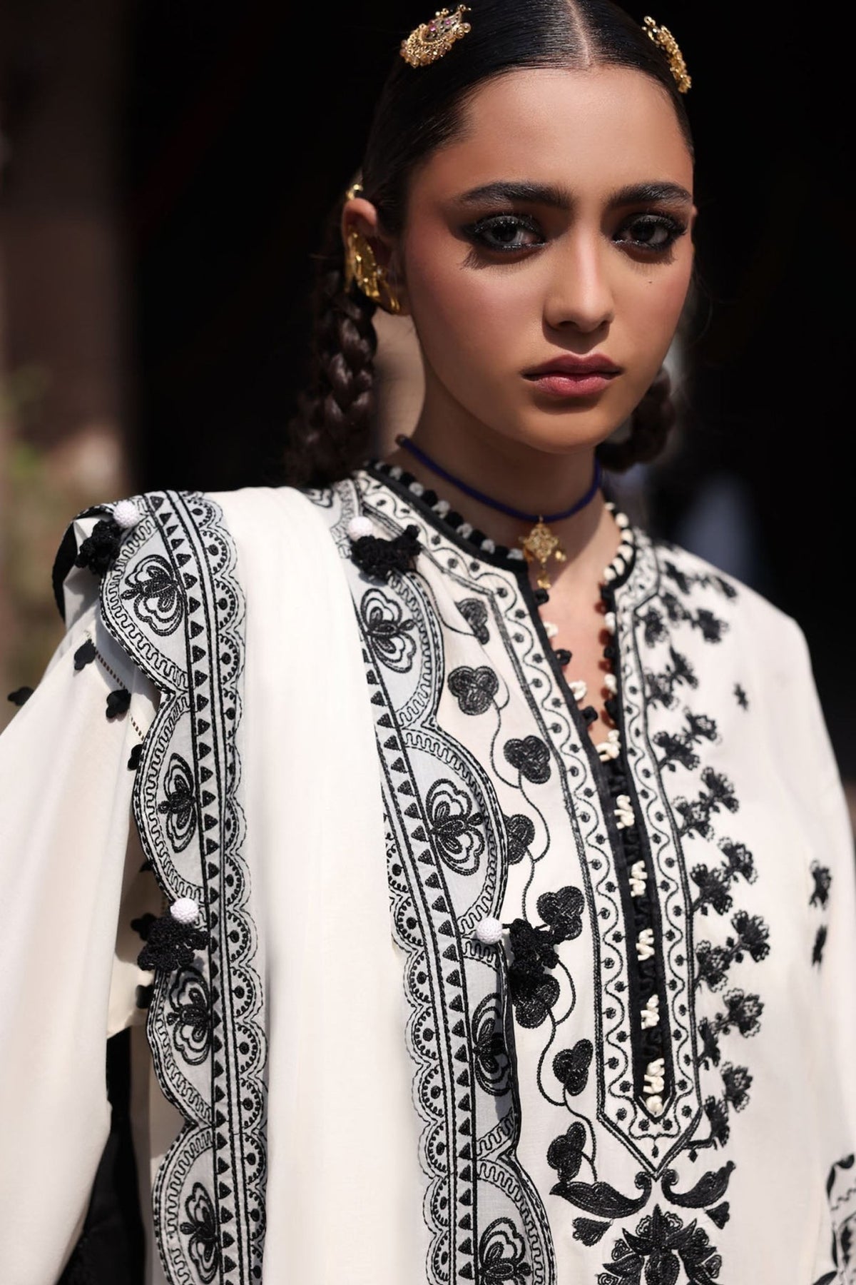 Zaha | Festive Lawn 25 | ZARMINA (ZF-25-08)-Brand:Zaha-Type:Ladies Clothes-Pearl White-Lawn-House of Maryam- Buy in UK, USA