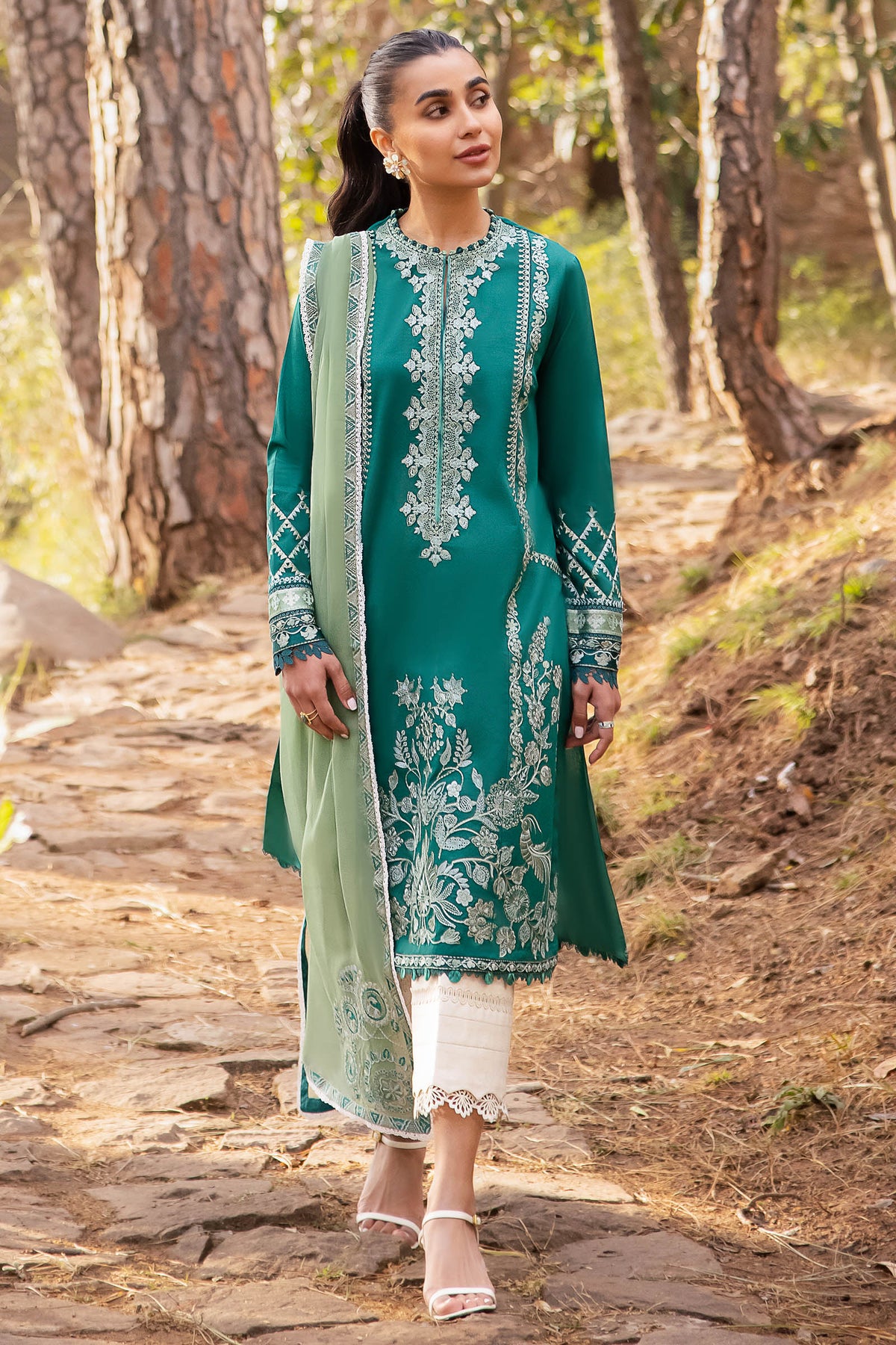 Zaha | Lawn 24 | VEJAH (ZL24-11 B) -  Zaha Luxury - Original Designer Dress - House of Maryam