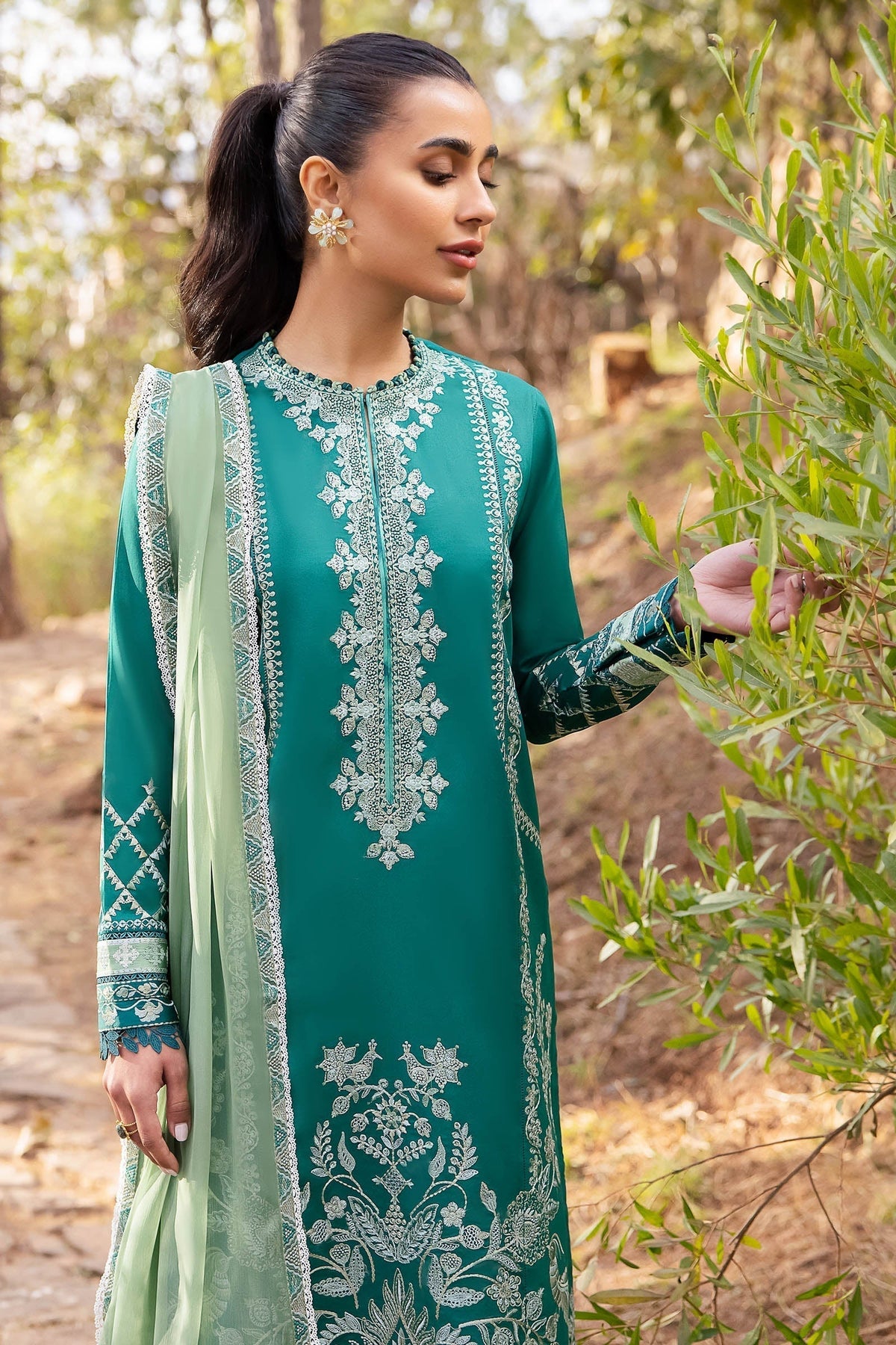 Zaha | Lawn 24 | VEJAH (ZL24-11 B) -  Zaha Luxury - Original Designer Dress - House of Maryam