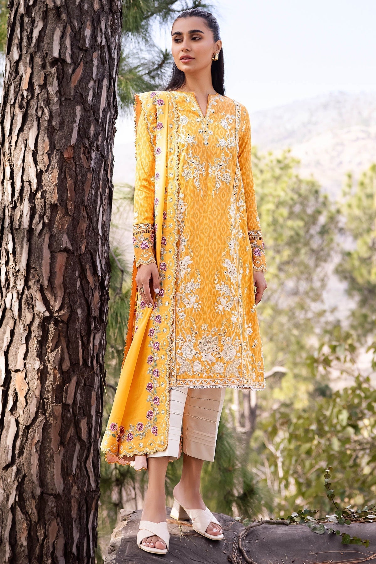 Zaha | Lawn 24 | NARINA (ZL24-15 A) -  Zaha Luxury - Original Designer Dress - House of Maryam