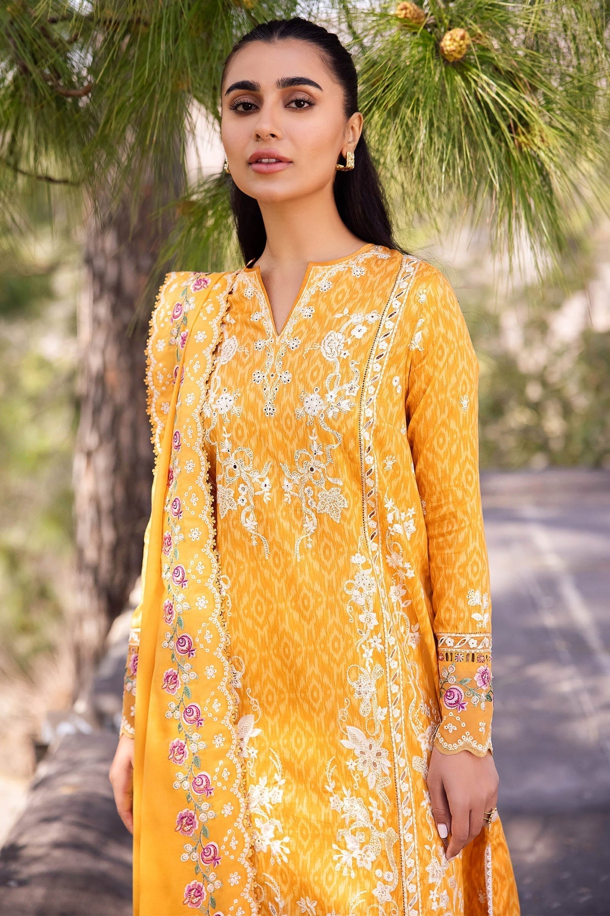 Zaha | Lawn 24 | NARINA (ZL24-15 A) -  Zaha Luxury - Original Designer Dress - House of Maryam