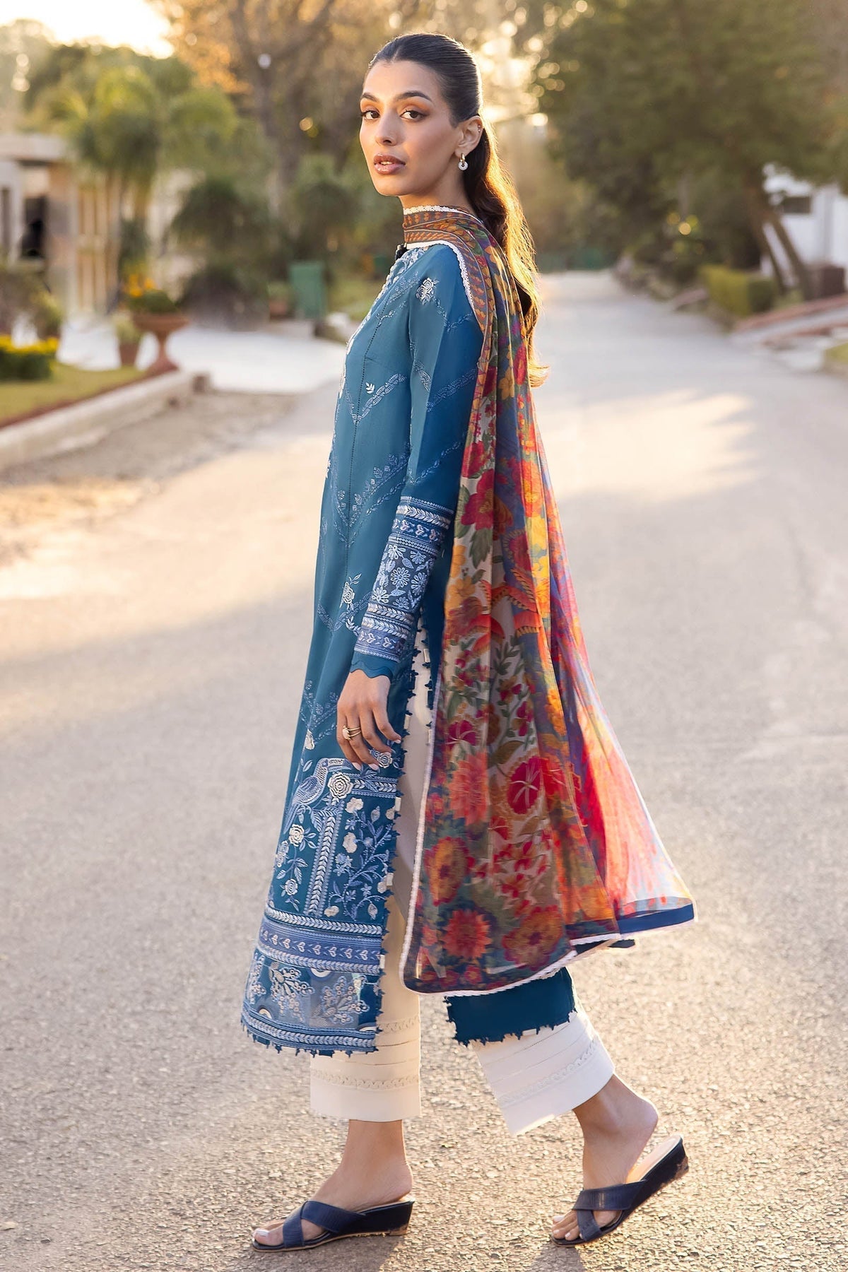 Zaha | Lawn 24 | EIRA (ZL24-05 B) -  Zaha Luxury - Original Designer Dress - House of Maryam