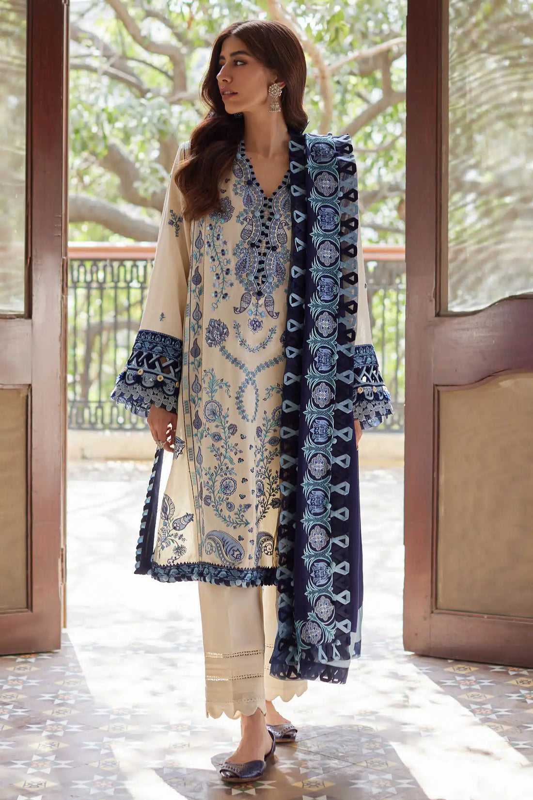 Zaha | Winter 23 | LINA (ZW23-07) by Designer Zaha - House of Maryam - Pakistani Designer Ethnic Wear in {{ shop.shopifyCountryName }}