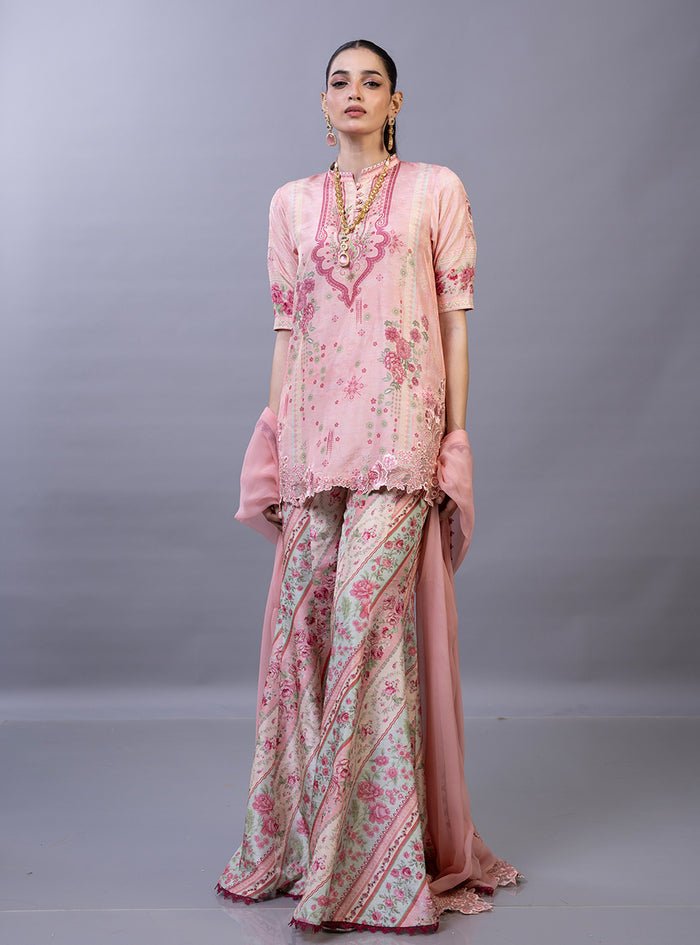 Zainab Chottani | Eid Edit 26 | Teya-Brand:Zainab Chottani-Type:Ladies Clothes-Raw Silk-Soft Peach-House of Maryam- Buy in UK, USA