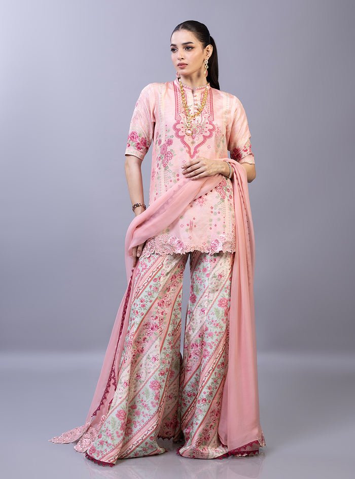 Zainab Chottani | Eid Edit 26 | Teya-Brand:Zainab Chottani-Type:Ladies Clothes-Raw Silk-Soft Peach-House of Maryam- Buy in UK, USA