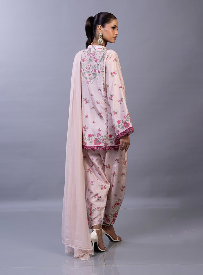 Zainab Chottani | Eid Edit 26 | Zaya-Brand:Zainab Chottani-Type:Ladies Clothes-Raw Silk-Pastel Pink-House of Maryam- Buy in UK, USA