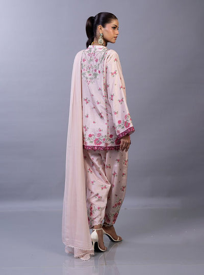 Zainab Chottani | Eid Edit 26 | Zaya-Brand:Zainab Chottani-Type:Ladies Clothes-Raw Silk-Pastel Pink-House of Maryam- Buy in UK, USA