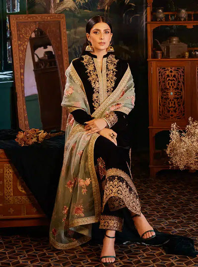Zainab Chottani | Luxury Velvet Collection 23 | Andleep -  Zainab Chottani Formal - Original Designer Dress - House of Maryam