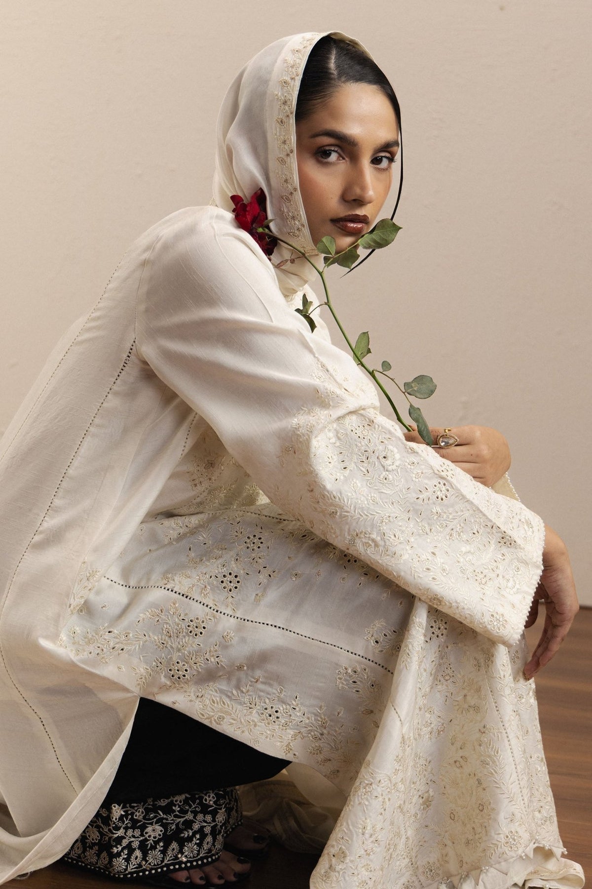 Zara Shahjahan | Eid Festive 26 | Aabroo-Brand:Zara Shahjahan-Type:Ladies Clothes-Ivory-Medium Raw Silk-House of Maryam- Buy in UK, USA