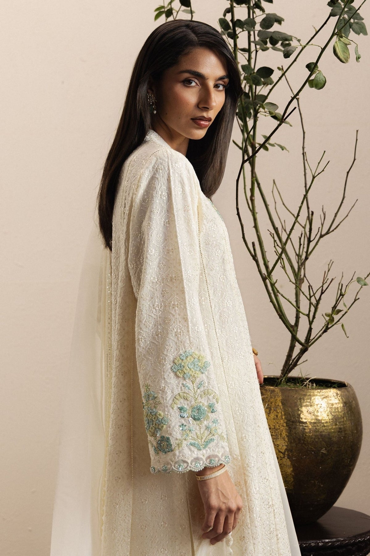 Zara Shahjahan | Eid Festive 26 | Gulshaam-Brand:Zara Shahjahan-Type:Ladies Clothes-Off White-Raw Silk-House of Maryam- Buy in UK, USA