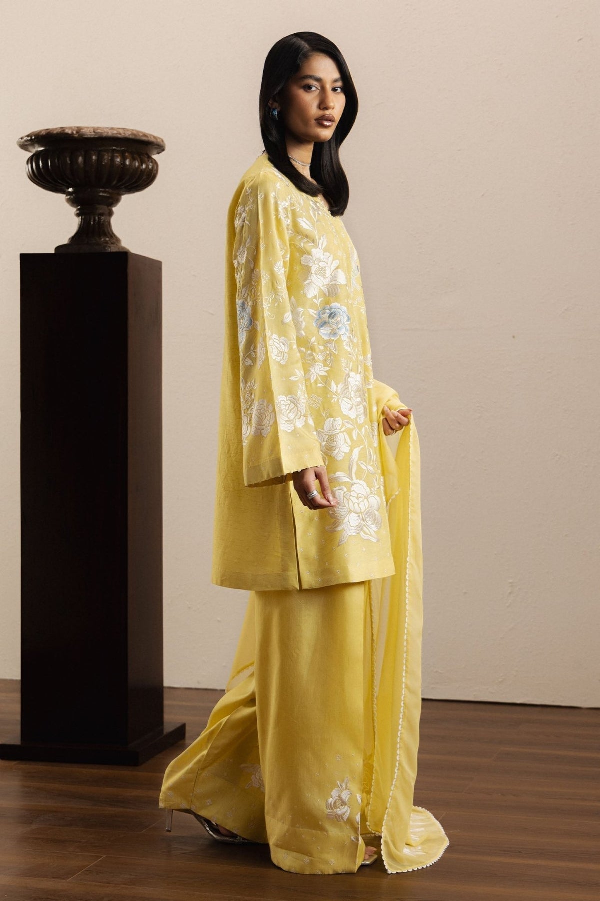 Zara Shahjahan | Eid Festive 26 | Shafaq-Brand:Zara Shahjahan-Type:Ladies Clothes-Yellow-Silk-House of Maryam- Buy in UK, USA