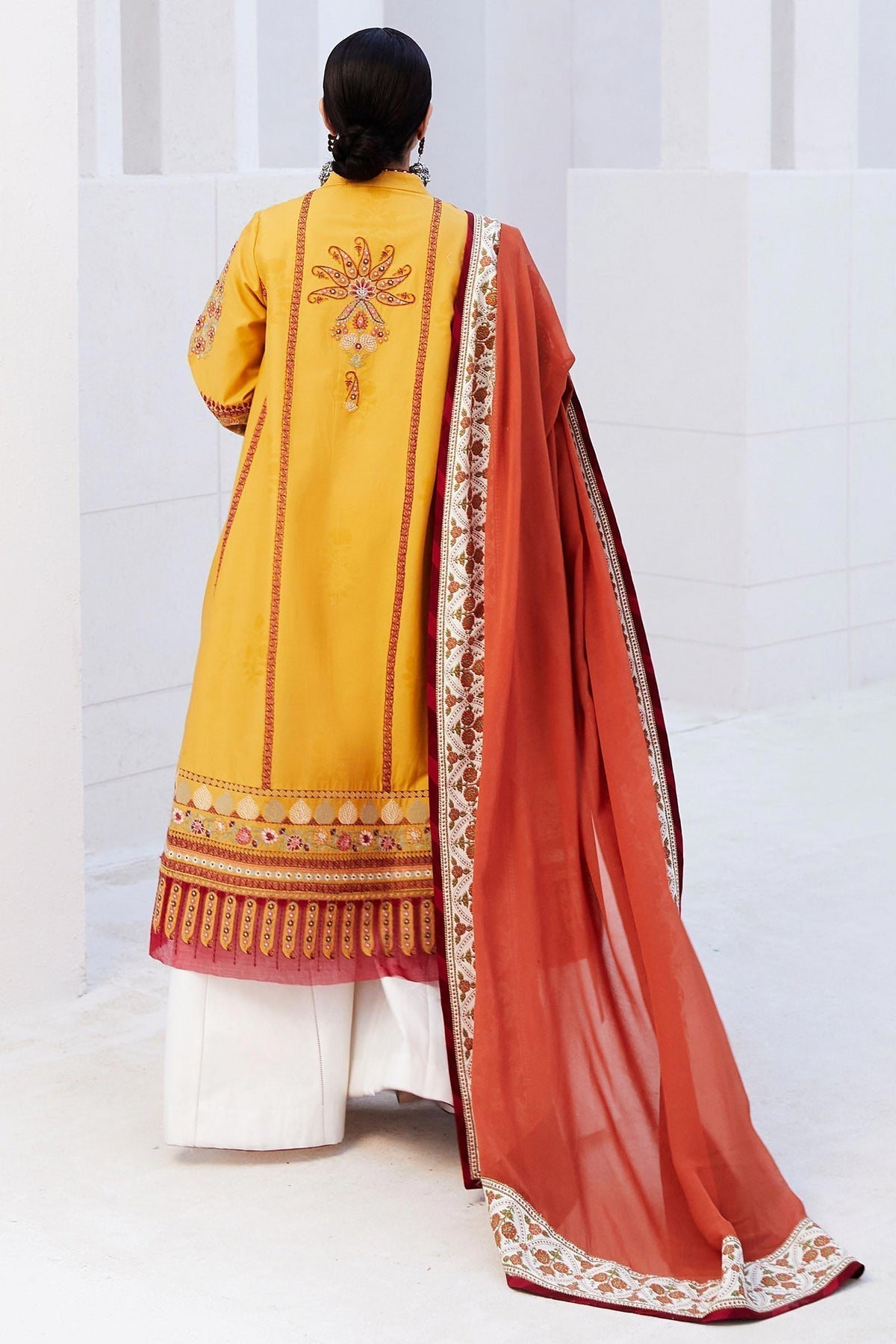 Zara Shahjahan | Luxury Lawn 24 | SANDAL-10A -  Zara Shahjahan Luxury - Original Designer Dress - House of Maryam
