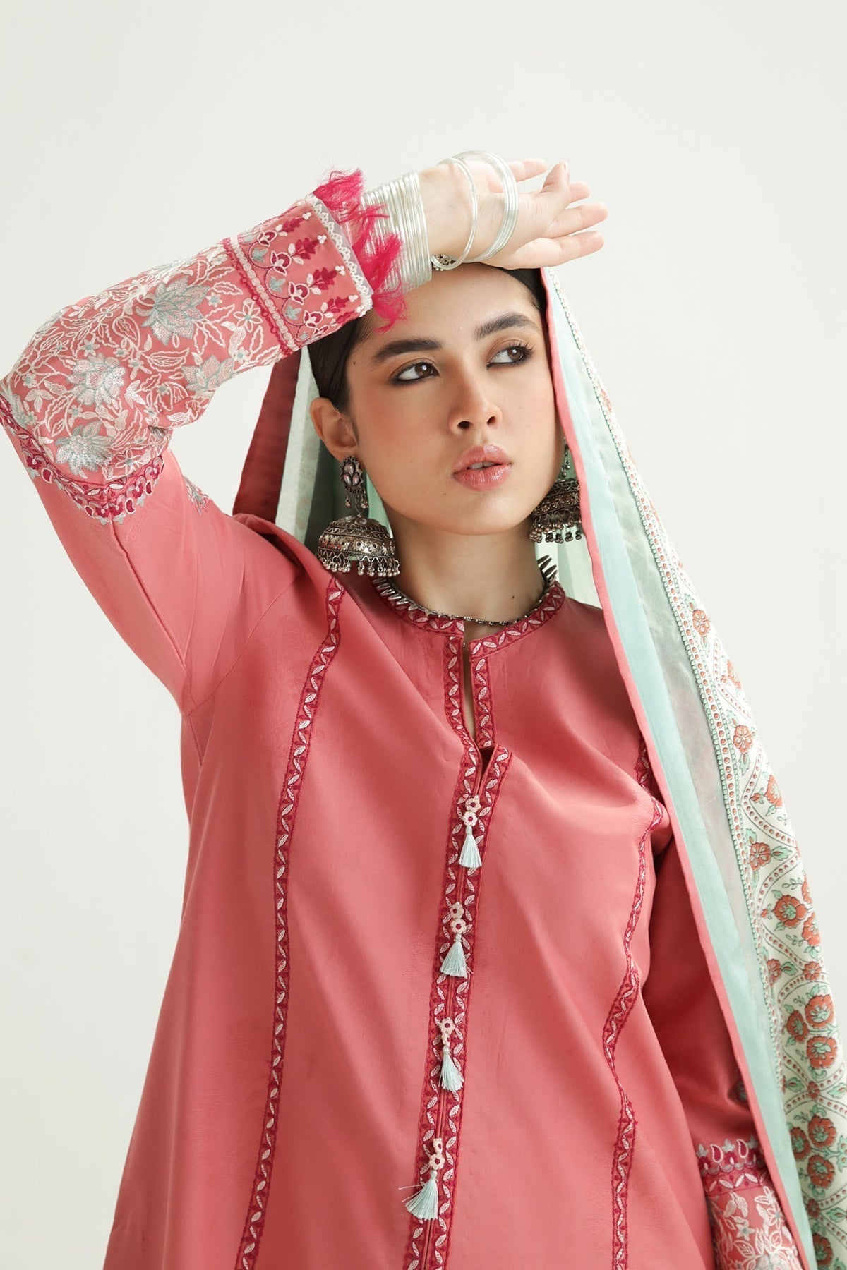 Zara Shahjahan | Luxury Lawn 24 | SANDAL-10B -  Zara Shahjahan Luxury - Original Designer Dress - House of Maryam