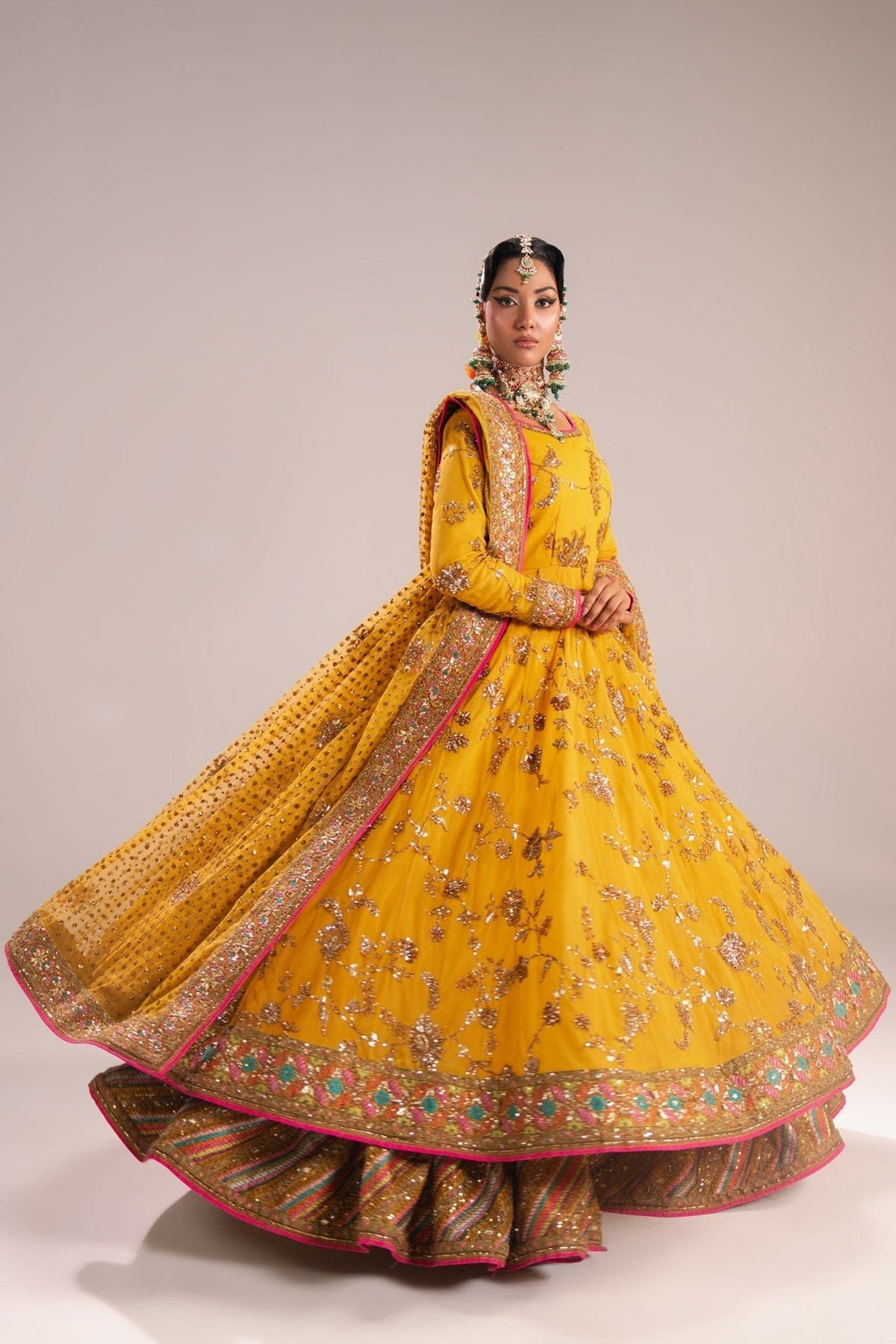 Fahad Hussayn | Mutanjan Bridals | Zarkhaiz-7