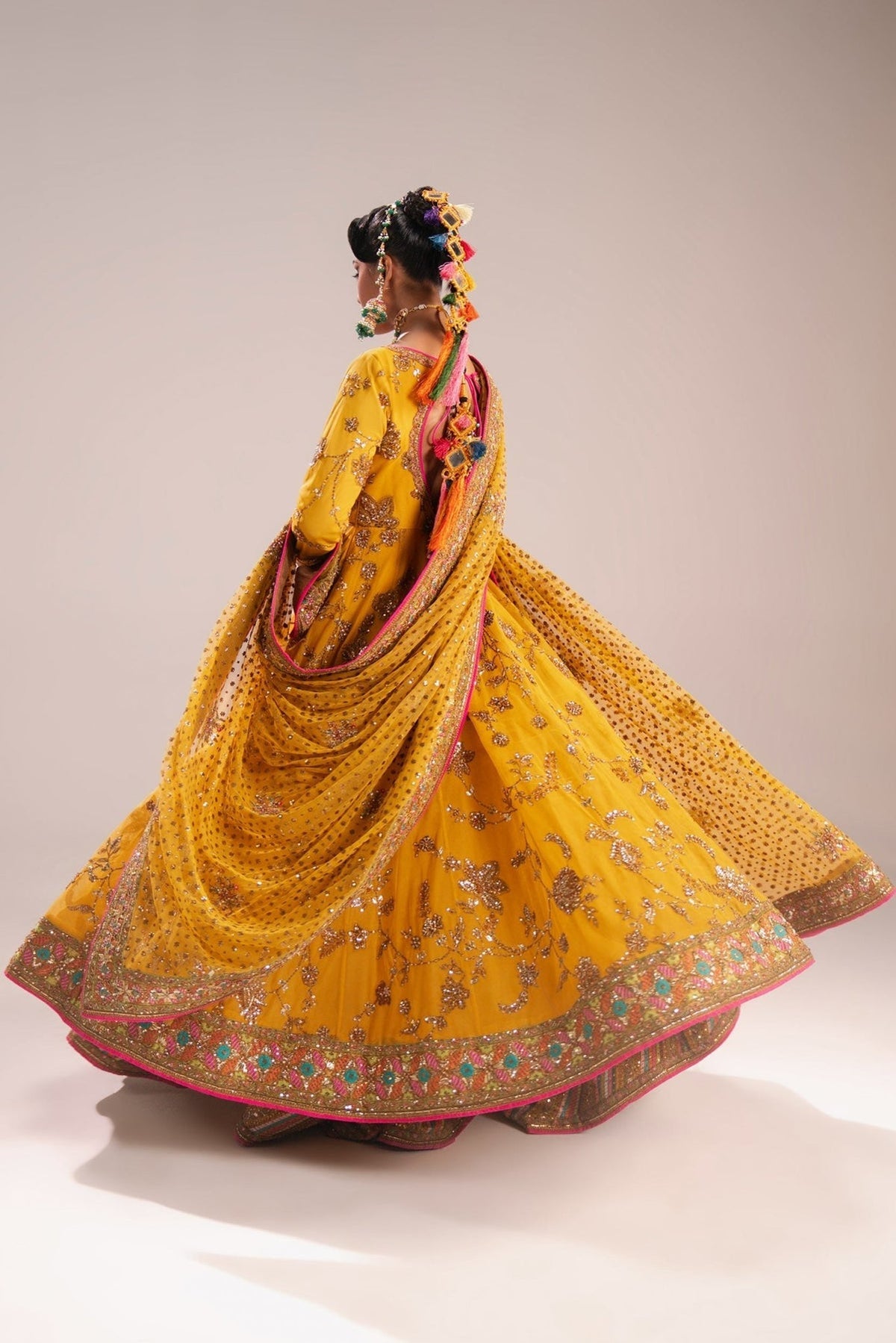 Fahad Hussayn | Mutanjan Bridals | Zarkhaiz-8