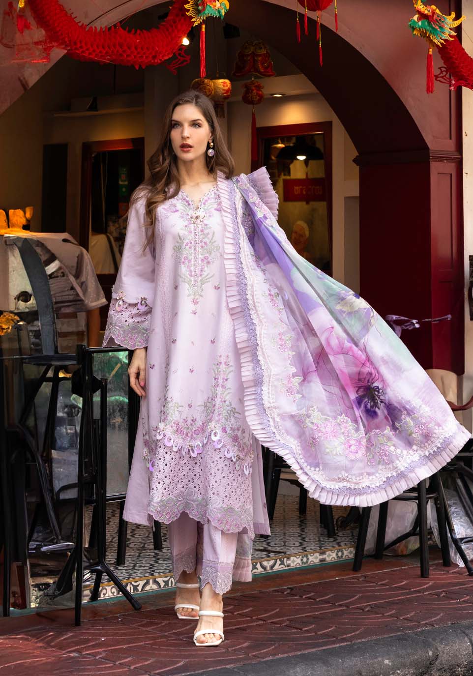 Zarqash | Luxury Lawn 25 | ZQLU 006 Daisy ~ Belle-Brand:Zarqash-Type:Ladies Clothes-Lilac-Lawn-House of Maryam- Buy in UK, USA