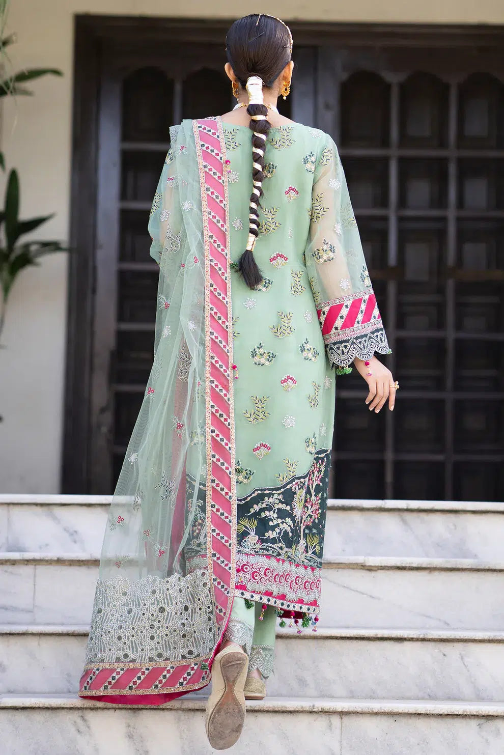 Zebtan | Luxury Formals | 04 by Designer Zebtan - House of Maryam - Pakistani Designer Ethnic Wear in {{ shop.shopifyCountryName }}