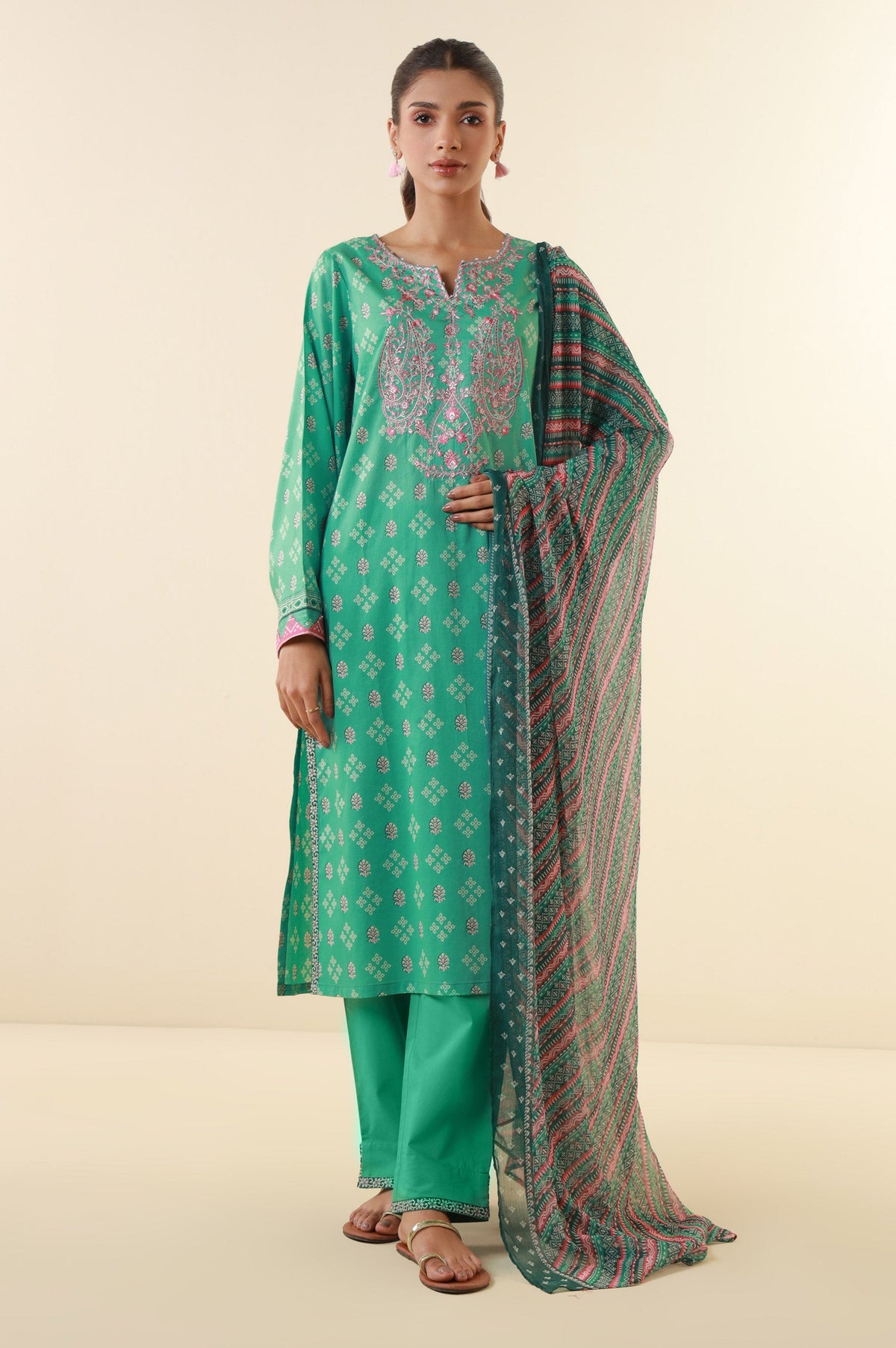 Zeen | Summer Collection 24 | 34210 -  Zeen Luxury - Original Designer Dress - House of Maryam