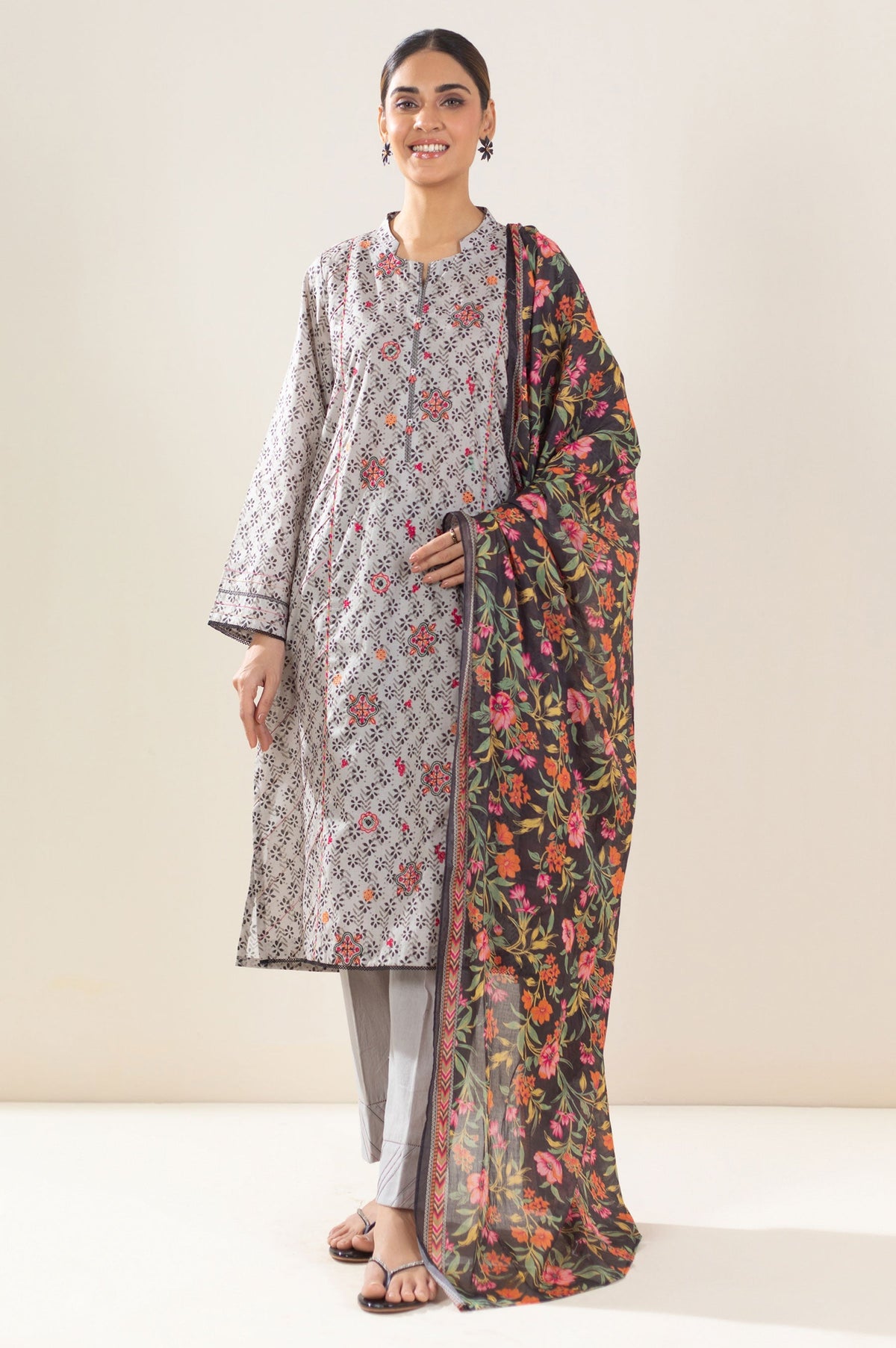 Zeen | Summer Collection 24 | 34218 -  Zeen Luxury - Original Designer Dress - House of Maryam